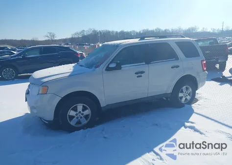 2010 Ford Escape Xlt z USA, uszkodzony, nr VIN 1FMCU0DGXAKC07859